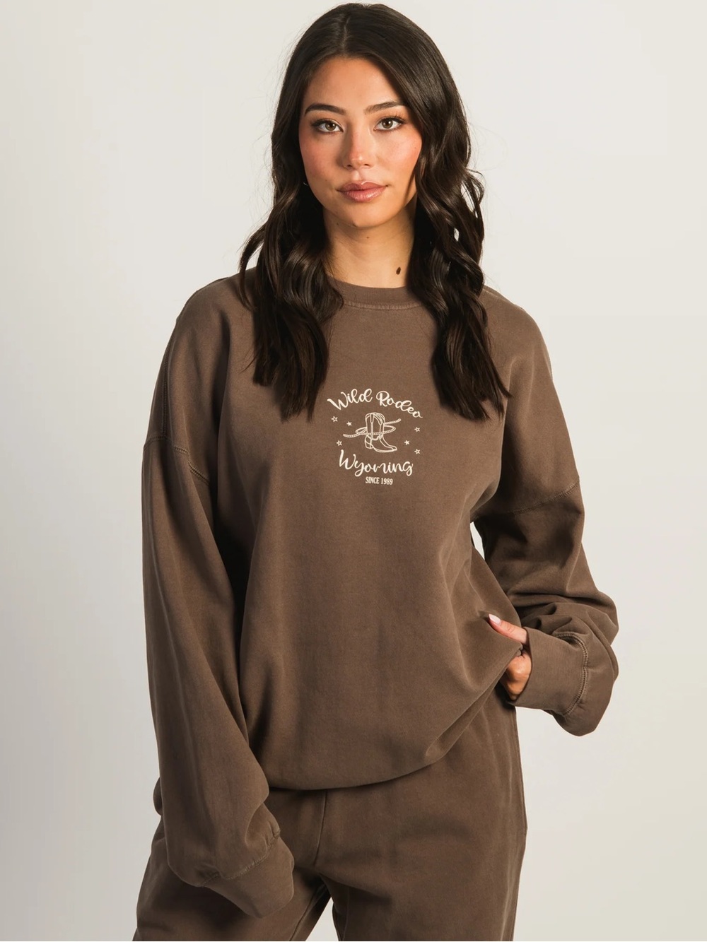 Harlow crewneck sweatshirt Wild Rodeo Wyoming women’s large oversized sweater